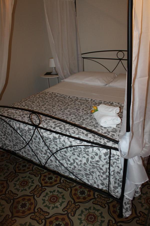 I 2 Puttini Bed & Breakfast Catania Exterior photo